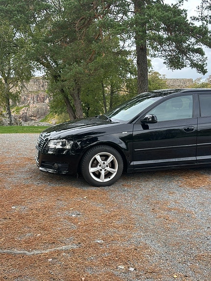 Audi A3 4 of 23