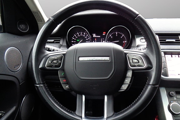 Land Rover Range Rover Evoque 21 of 30
