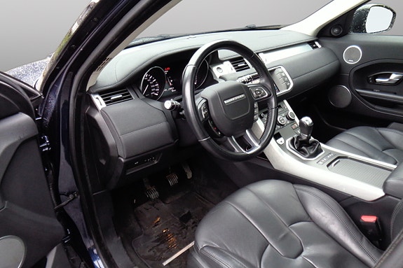 Land Rover Range Rover Evoque 14 of 30