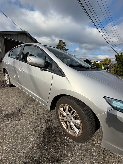 Honda Insight 4 of 7