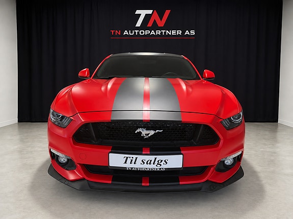 Ford Mustang 2 of 22