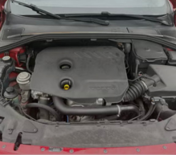 Volvo S60 2 of 5