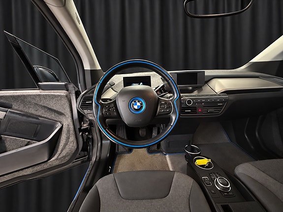 BMW i3 12 of 24