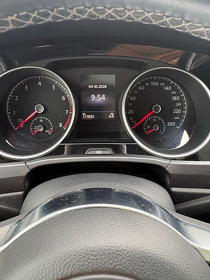 Volkswagen Touran 10 of 14