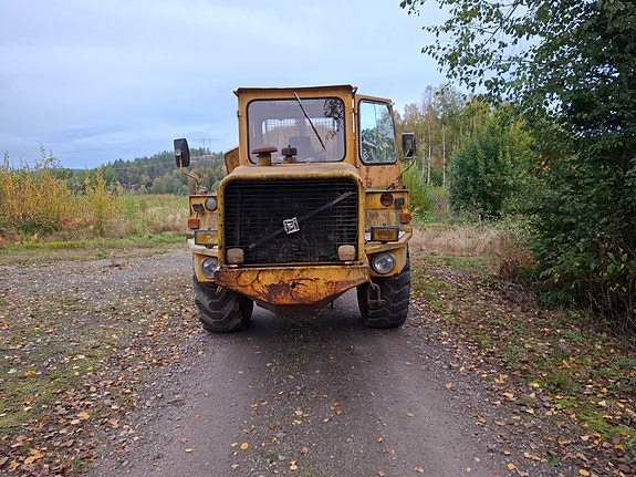 Volvo BM 861 2 of 6