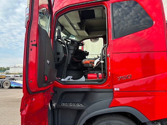 Volvo Fh16 750 13 of 20