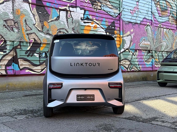 Linktour Alumi Pro. Elektrisk Mopedbil. 120km(WLTP) Gratis i bom 13 of 26