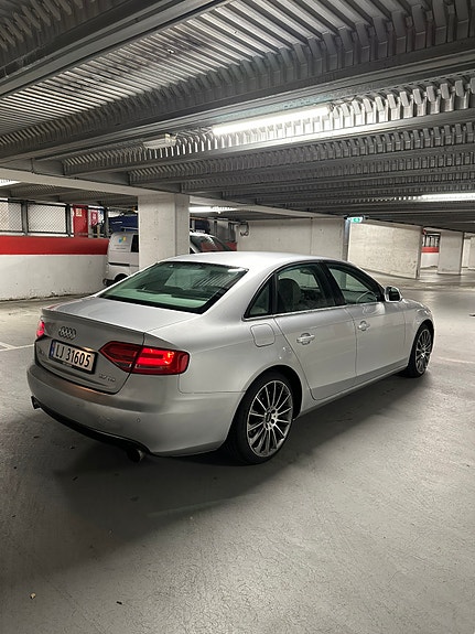 Audi A4 5 of 29