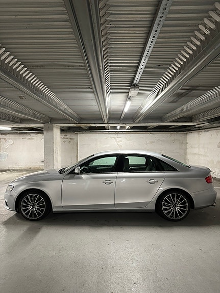 Audi A4 8 of 29