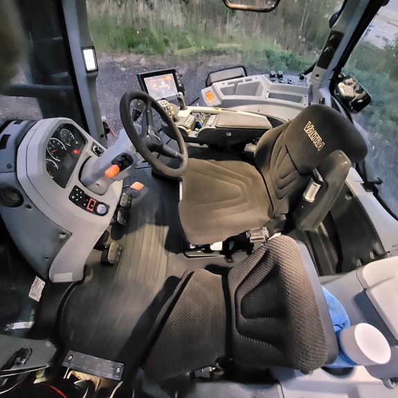 Valtra T234Direct 12 of 23