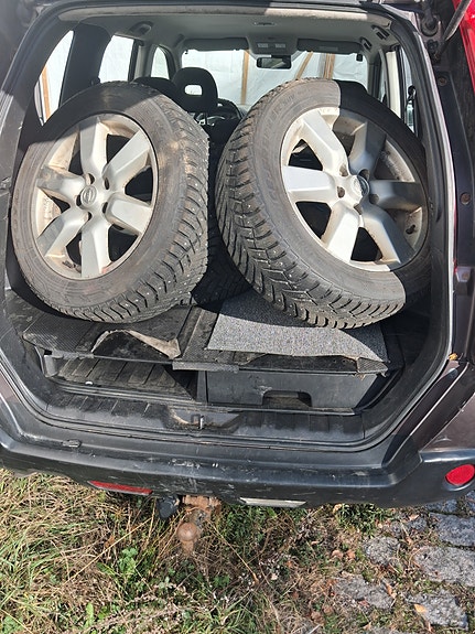 Nissan X-Trail 8 of 14