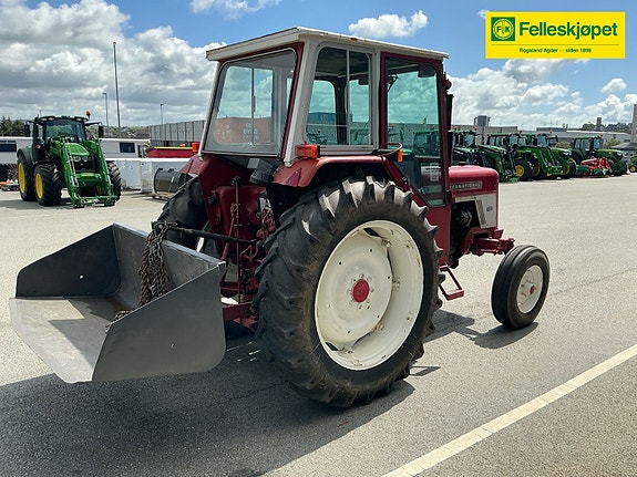 International Harvester 475 6 of 10