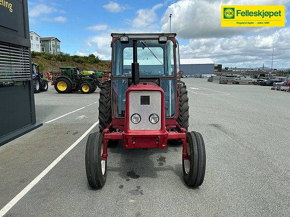 International Harvester 475 8 of 10