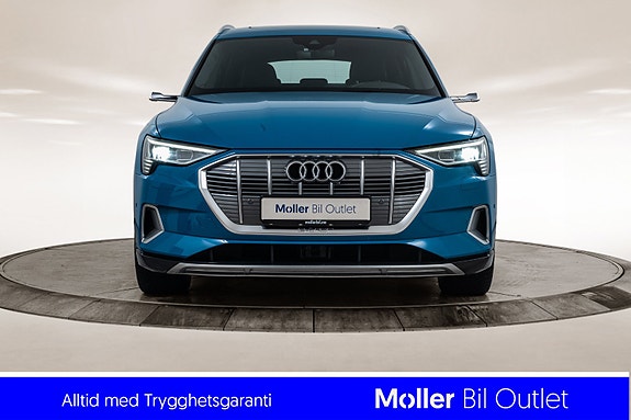 Audi e-tron 8 of 28