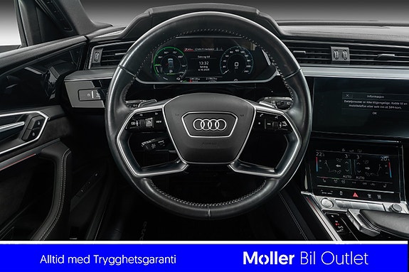 Audi e-tron 11 of 28
