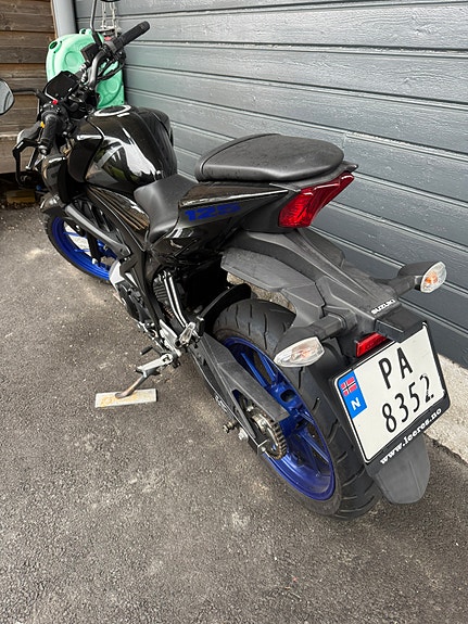 Suzuki GSX-S 125 2 of 4