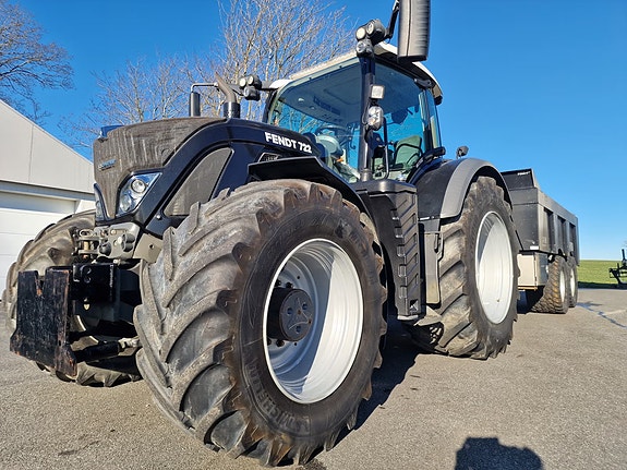 Fendt 722 med Foss Eik dumperhenger og to sett dekk og ny fres, til salgs – Klar for brøyting og anlegg! 29 of 29
