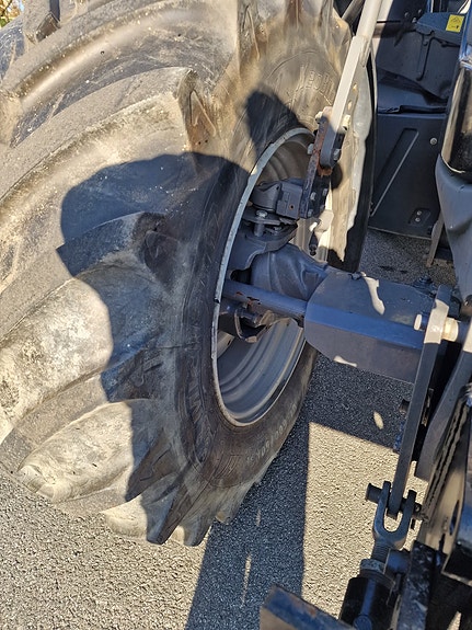 Fendt 722 med Foss Eik dumperhenger og to sett dekk og ny fres, til salgs – Klar for brøyting og anlegg! 20 of 29
