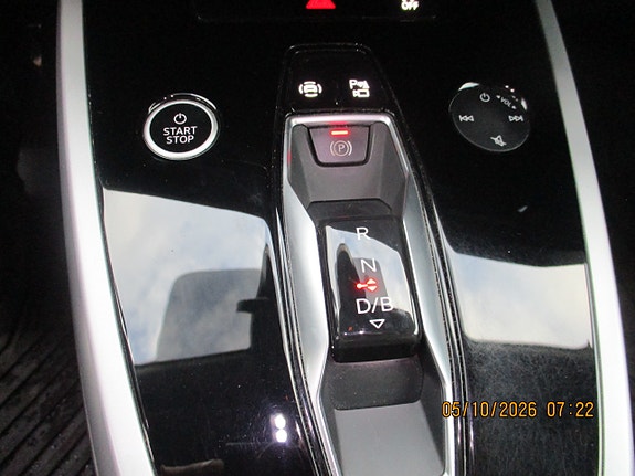 Audi Q4 e-tron 8 of 18