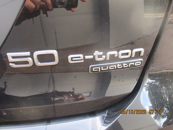 Audi Q4 e-tron 13 of 18