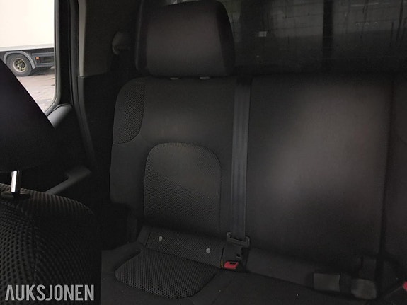 Nissan Navara 10 of 10