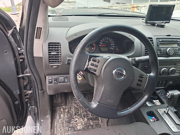 Nissan Navara 9 of 10