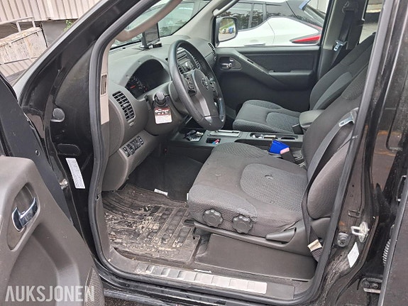 Nissan Navara 8 of 10