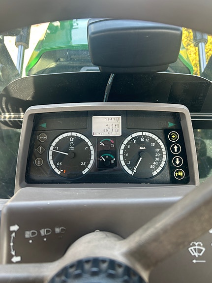 John Deere 6110 mc 9 of 15