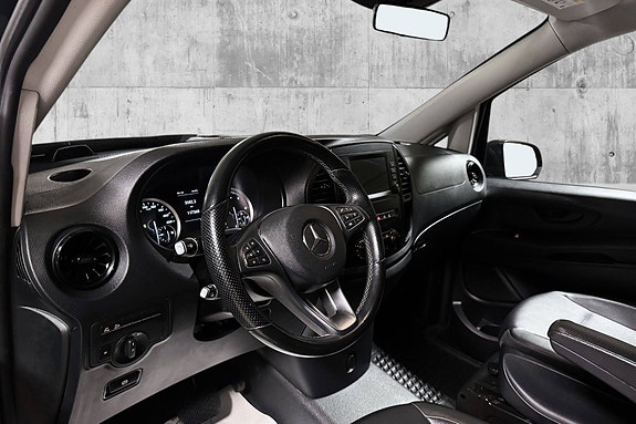 Mercedes-Benz Vito 119 13 of 24