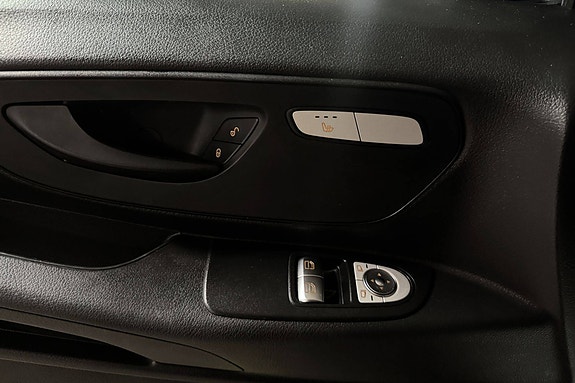 Mercedes-Benz Vito 119 9 of 24