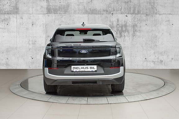 Ford Explorer 6 of 24