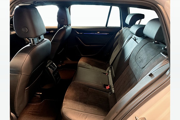 Skoda Octavia 15 of 30