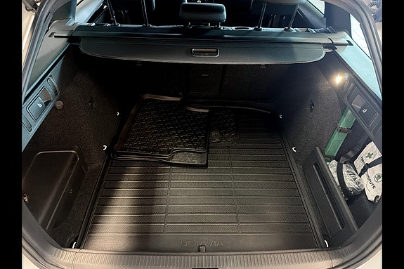Skoda Octavia 10 of 30