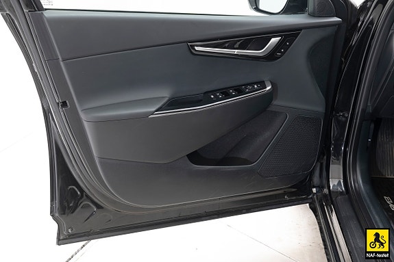 Kia EV6 7 of 30