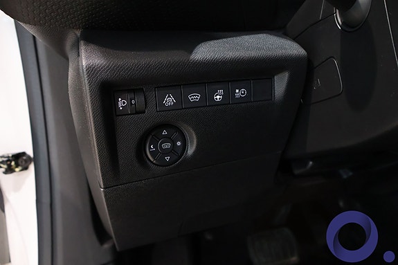 Citroen E-C4 14 of 30