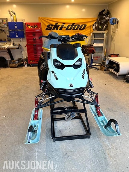 Ski-doo Freeride STD 850 E-TEC Turbo R 2 of 10