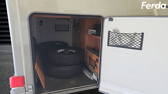Hymer Exsis 678 20 of 26