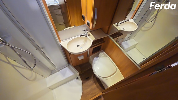 Hymer Exsis 678 12 of 26
