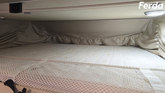 Hymer Exsis 678 11 of 26