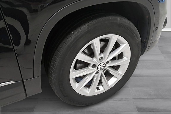 Volkswagen Tiguan 25 of 26