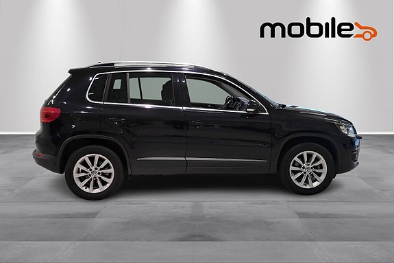Volkswagen Tiguan 2 of 26