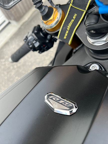 Yamaha YZF-R1M 22 of 30