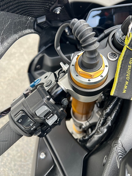 Yamaha YZF-R1M 20 of 30