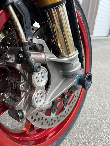 Yamaha YZF-R1M 27 of 30