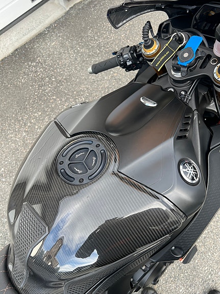 Yamaha YZF-R1M 21 of 30
