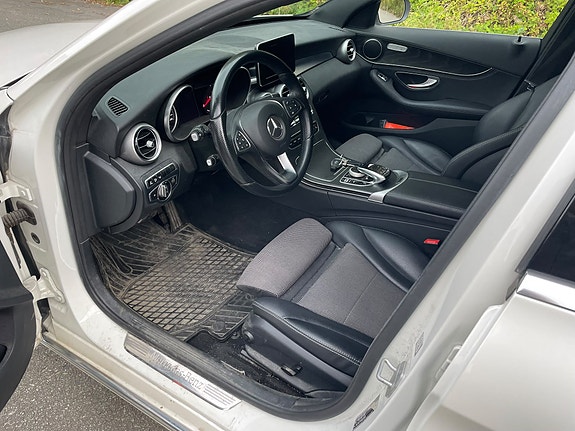 Mercedes-Benz C350 e 8 of 18