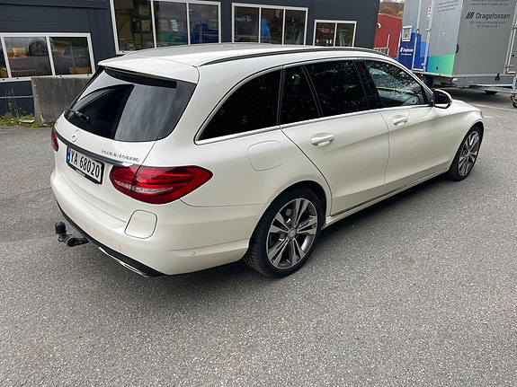 Mercedes-Benz C350 e 3 of 18