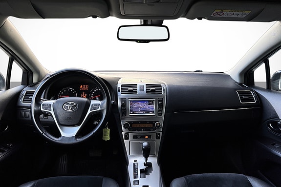 Toyota Avensis 13 of 19