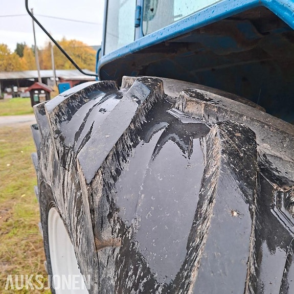 Ford 7610 16 of 18