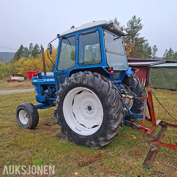 Ford 7610 10 of 18